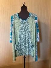 LOGO by Lori Goldstein~1X~Fun Multi Print~Pockets~3/4 SLV~4PT Hem~Knit Tunic Top