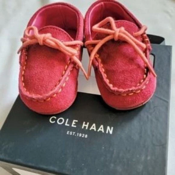 Обувь для младенцев COLE HAAN размер 2 розовая Grant драйвер мокасины замшевый подарок детский душ - Изображение 2 из 4