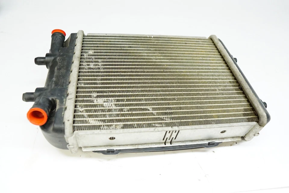 Audi RS3 2017-2020 radiador auxiliar enfriador 8K0121212C Foto 2 de 4