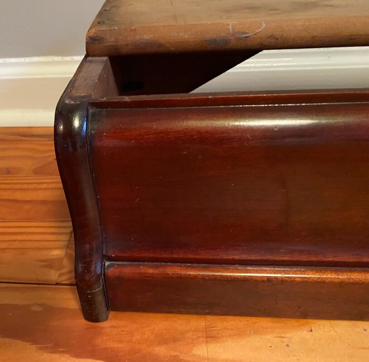 ANTIQUE GLOBE WERNICKE MAHOGANY BASE GRADE 398 BARRISTER STACK BOOKCASE