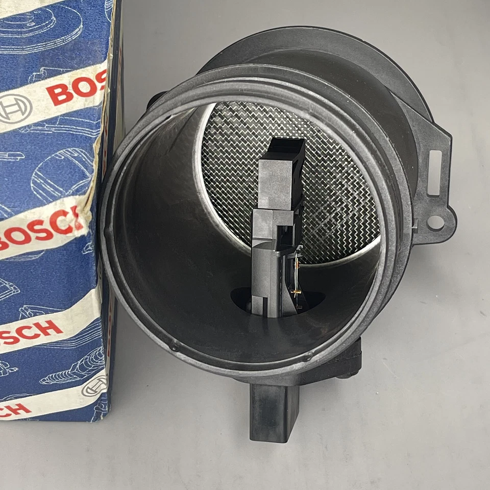 Sensor de flujo de masa de aire Bosch OE MAF 0280218069 para 01-10 Audi A8 Quattro 4,2 L-V8 Foto 3 de 4