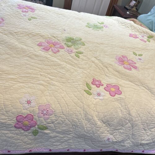 POTTERY BARN KID EUC REVERSIBLE FULL/QUEEN FLOWERS   PINK YELLOW 85x84 - Picture 1 of 11