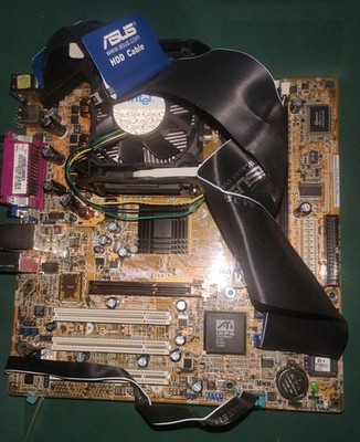ASUS P4R800-VM Socket 478 Motherboard w/ Intel Pentium 4 CPU ATI IXP200 AGP