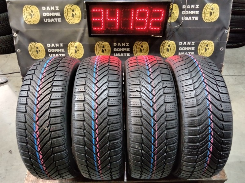 Pneumatici Invernali 4 Gomme usate 205 55 16 MICHELIN Battistrada Residuo 95%