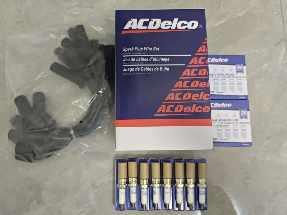 Juego de bujías y cables ACDelco 8X 41-110 9748UU para Chevrolet GMC 4,8 L 5,3 L 6,0 L Foto 2 de 4