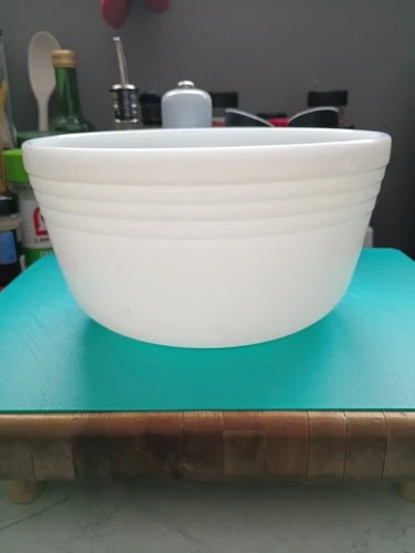 Vintage PYREX R #3 Opal Milk  glass ribbed Mixer/Mixing Bowl Made In USA