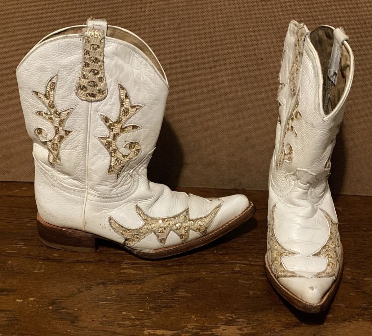 Montenegro Size 2 Female White/Gold Leather Cowgirl Boots View 2