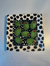 Lynn Morris Square Olive Plate