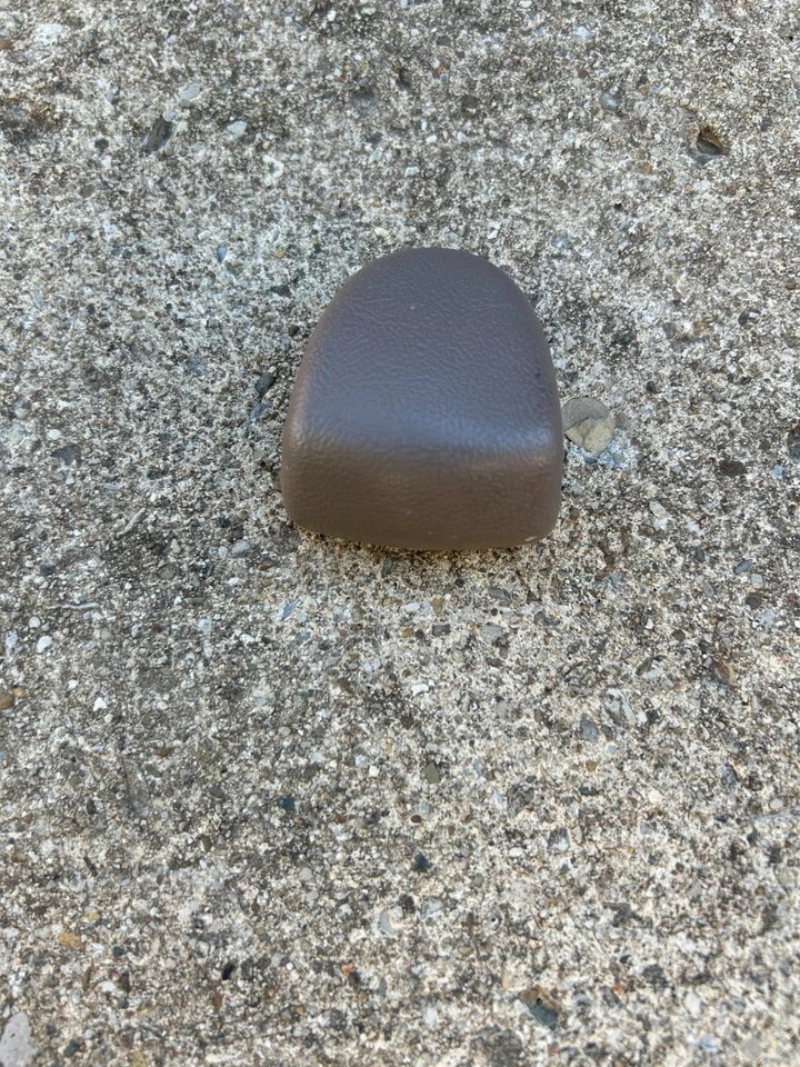 Tapa de ajuste del cinturón de seguridad 92-96 Ford Bronco F150 F250 F350, conductor/paso, bronceado OEM Foto 2 de 4