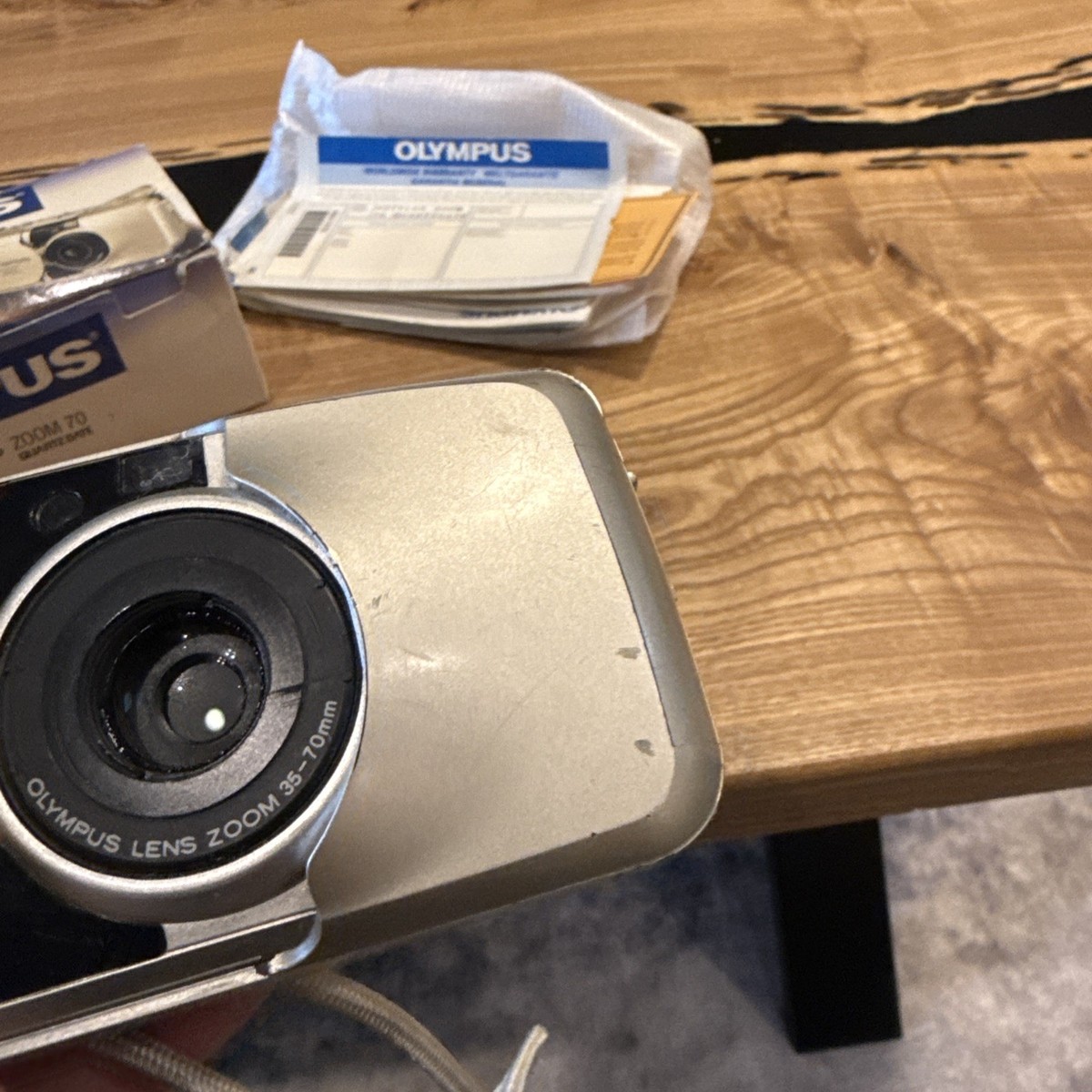 Olympus Infinity Stylus Zoom 140 Quartz Date 35mm Film Camera Zoom