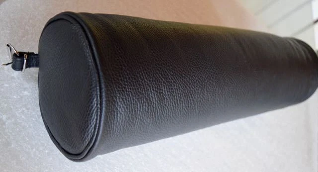 Le Corbusier chaise lounge LEATHER BOLSTER Made in Italy for PALAZZETTI - Image 2 of 4