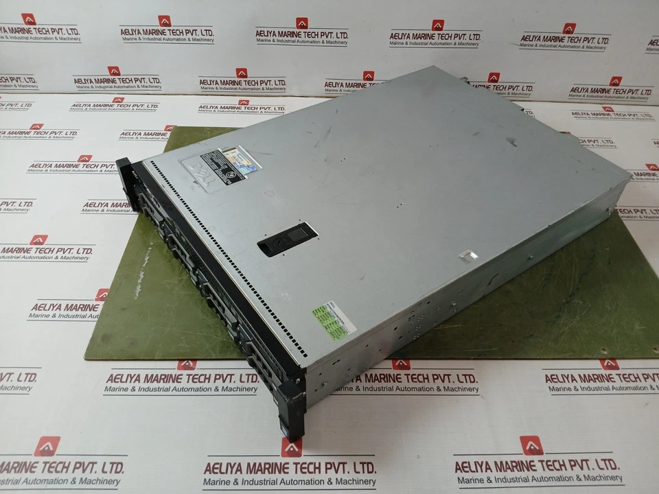 Dell POWEREDGE R530 Rack Server AL13SXB300N HDEAE02DAA5A - Image 4 of 4