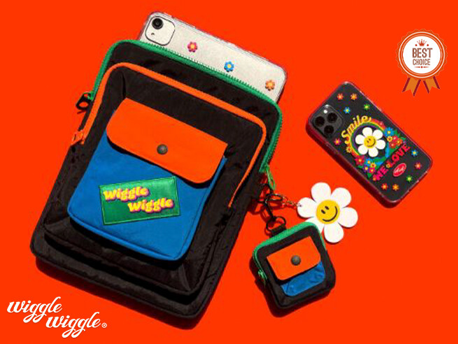 【Wiggle Wiggle】POCKET IPAD POUCH WIGGLE WIGGLE] POCKET IPAD POUCH Black FRNYLPIP-003 Color