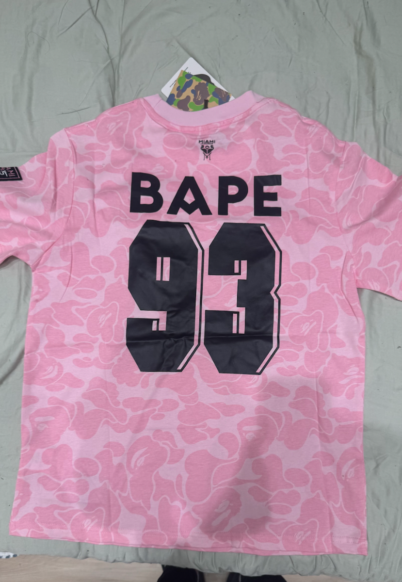 お*読様 A Bathing Ape Miami Tシャツ ピンク Deadstock BAPE x Inter Miami FC Exclusive Pink | eBay