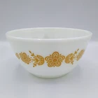 Vintage Pyrex Butterfly Gold 1-1/2 Quart 402 Nesting Mixing Bowl-Orange on White