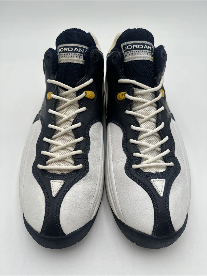 Jordan Jumpman Team White College Navy 1997 Size 8.5 Brand New 136003-141 - Image 2 of 4