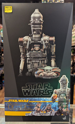 Hot Toys TMS105 Star Wars IG-12 w/ Accessories 1/6 Scale Collectible Set
