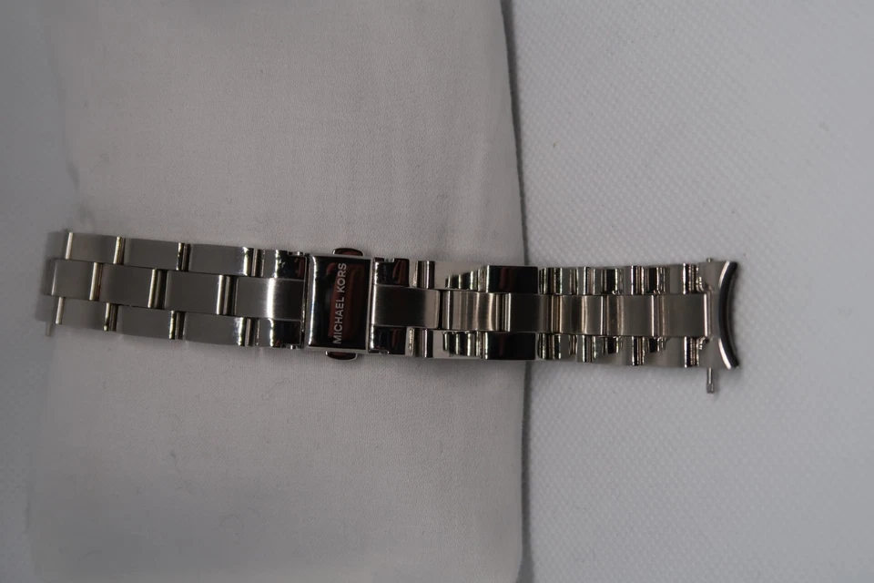 Correa de reloj de acero inoxidable Michael Kors de diseño épico para hombre 5401-A3 Foto 3 de 4