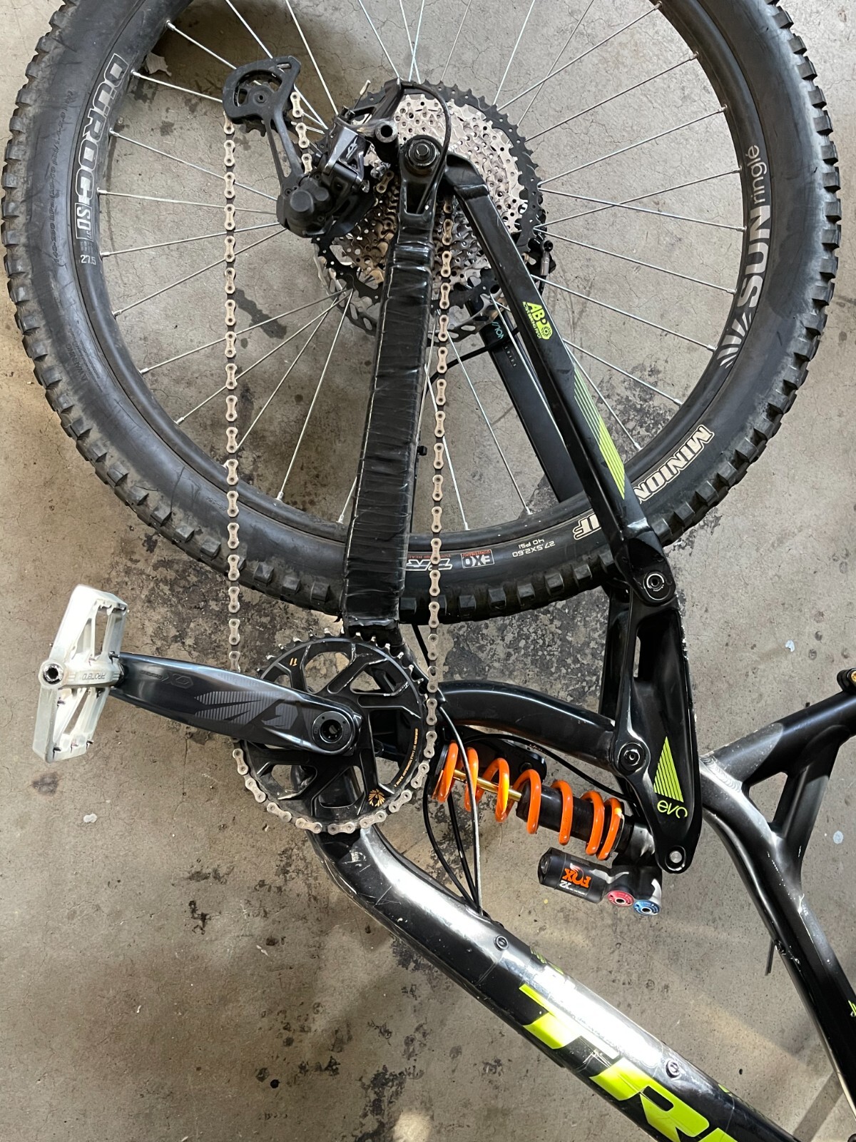 Trek Session 8.8 Downhill Bike Custom built with dropper post and 12S