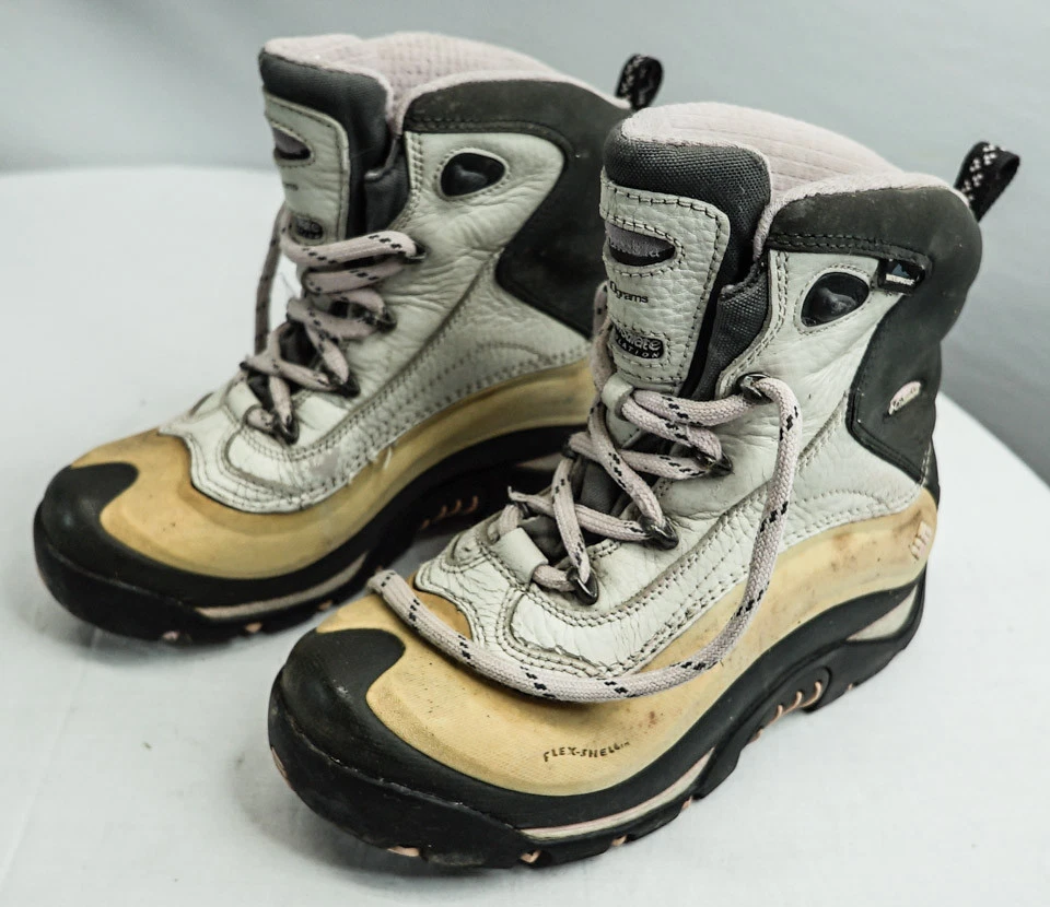 Columbia 200 grams women's boots 2025