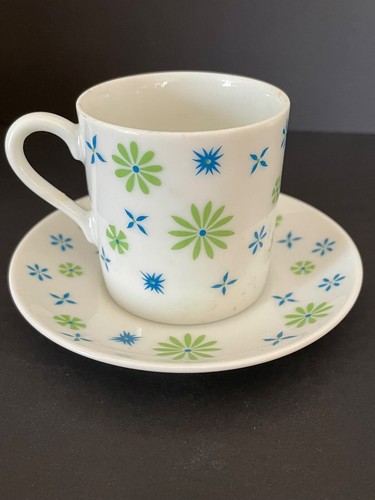 2 Sets, Demitasse Cups and Saucers, MCM, Green/Blue/White, Flower Pattern - Picture 10 of 16