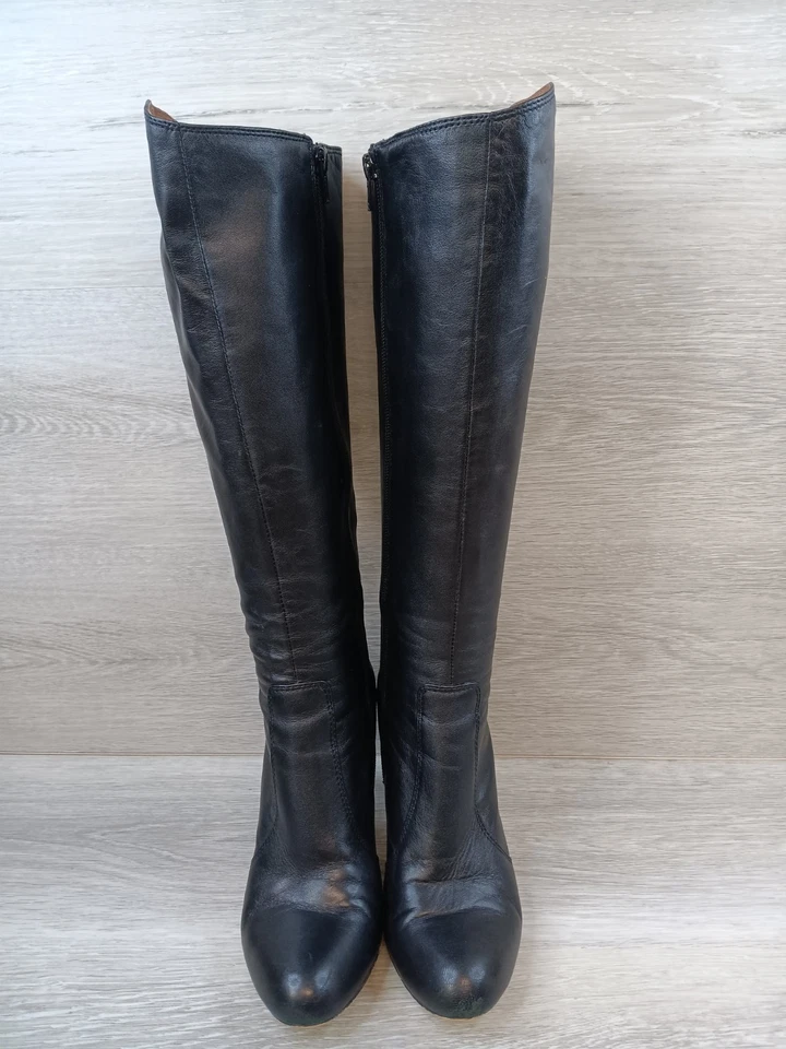 Botas para mujer Corso Como Dapper talla 7,5 M de cuero negro hasta la rodilla minimalistas... Foto 2 de 4