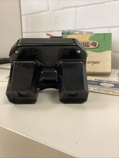 VIEW-MASTER STEREOSCOPE IN ORIGINAL BOX CIRCA 1950S C/W 6 REELS  Booklets