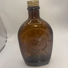 1776-1976 LOG CABIN SYRUP BICENTENNIAL FLASK GLASS BOTTLE KITCHEN DECOR VINTAGE