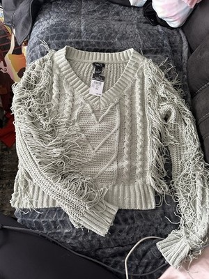 New With Tag Rue21 Cropped Fringe Cable Knit Sweater Size XS