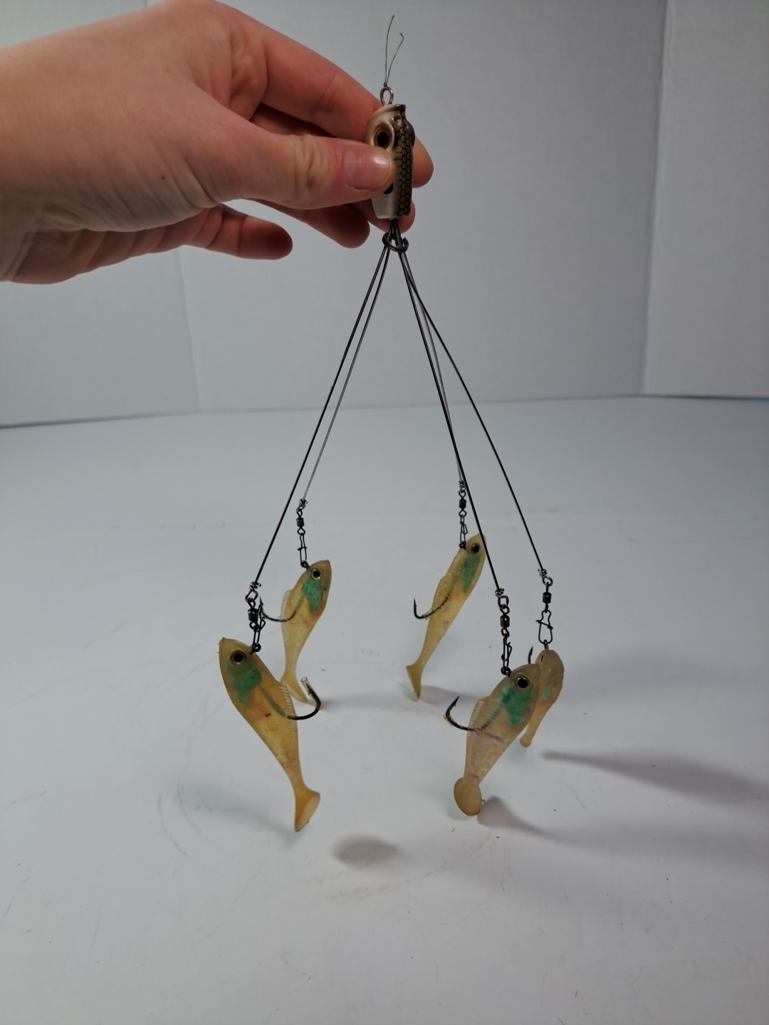 Alabama Umbrella Rig With 5 Rubber Fish Lures - Image 7
