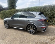 Porsche Cayenne Hybrid 3.0v6 Supercharged