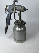 BINKS Professional Grade Air Spray/Paint Gun With 1Qt Cup 2001