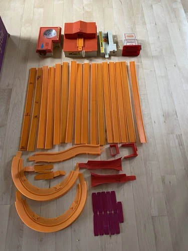 Vintage Hot Wheels Track, Accessories 2 Way Supercharger And Speedometer