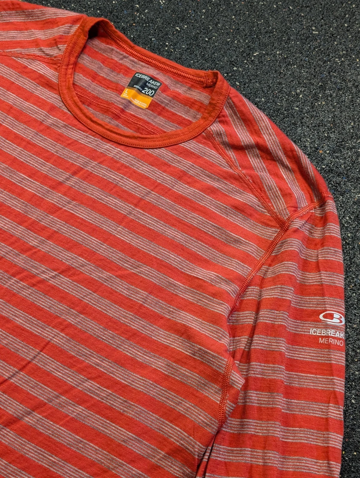 Icebreaker Merino Wool Bodyfit 200 Shirt Baselayer Long Sleeve Large Mens Red
Opens in a new window