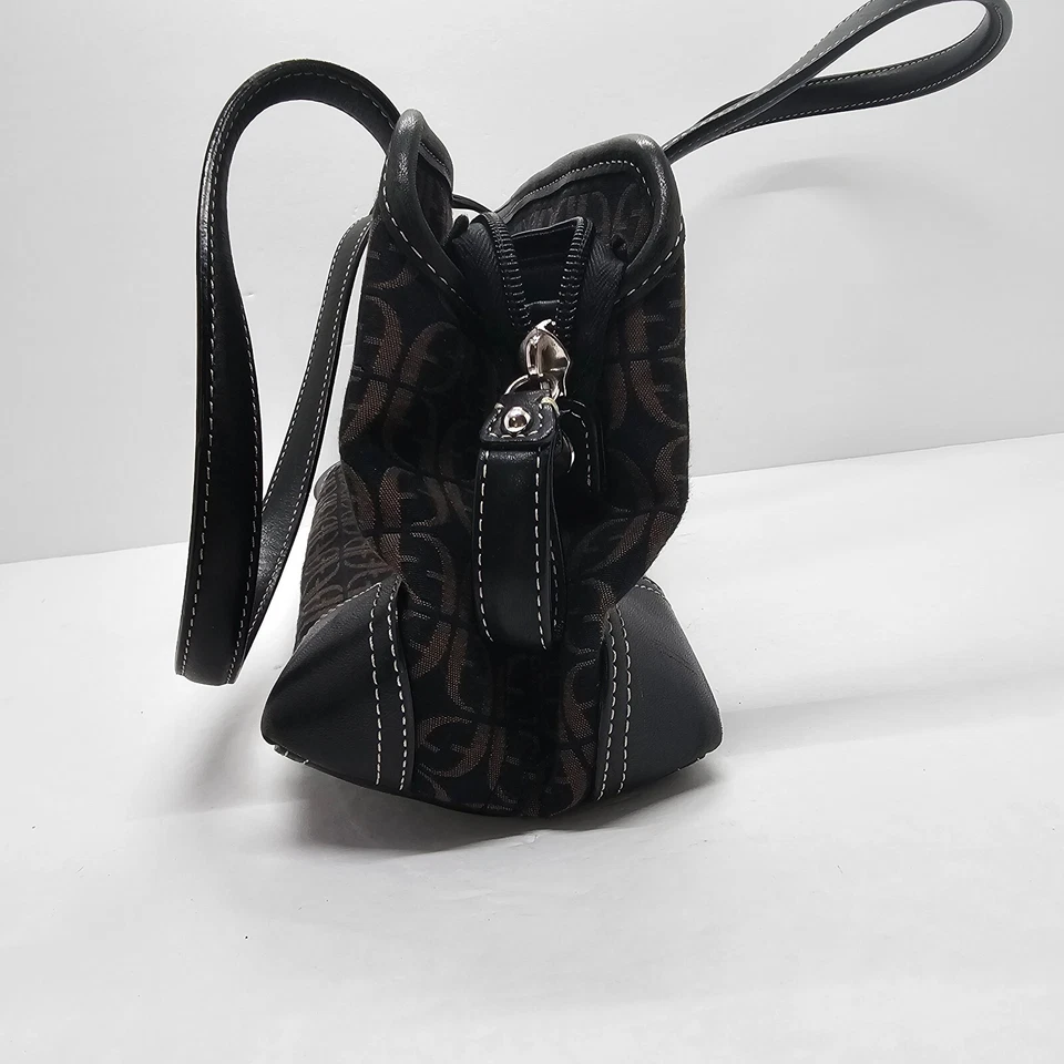 Y2k Barrel Bag Fossil Signature Canvas and Leather  Monogram Print Baguette - Image 4 of 4