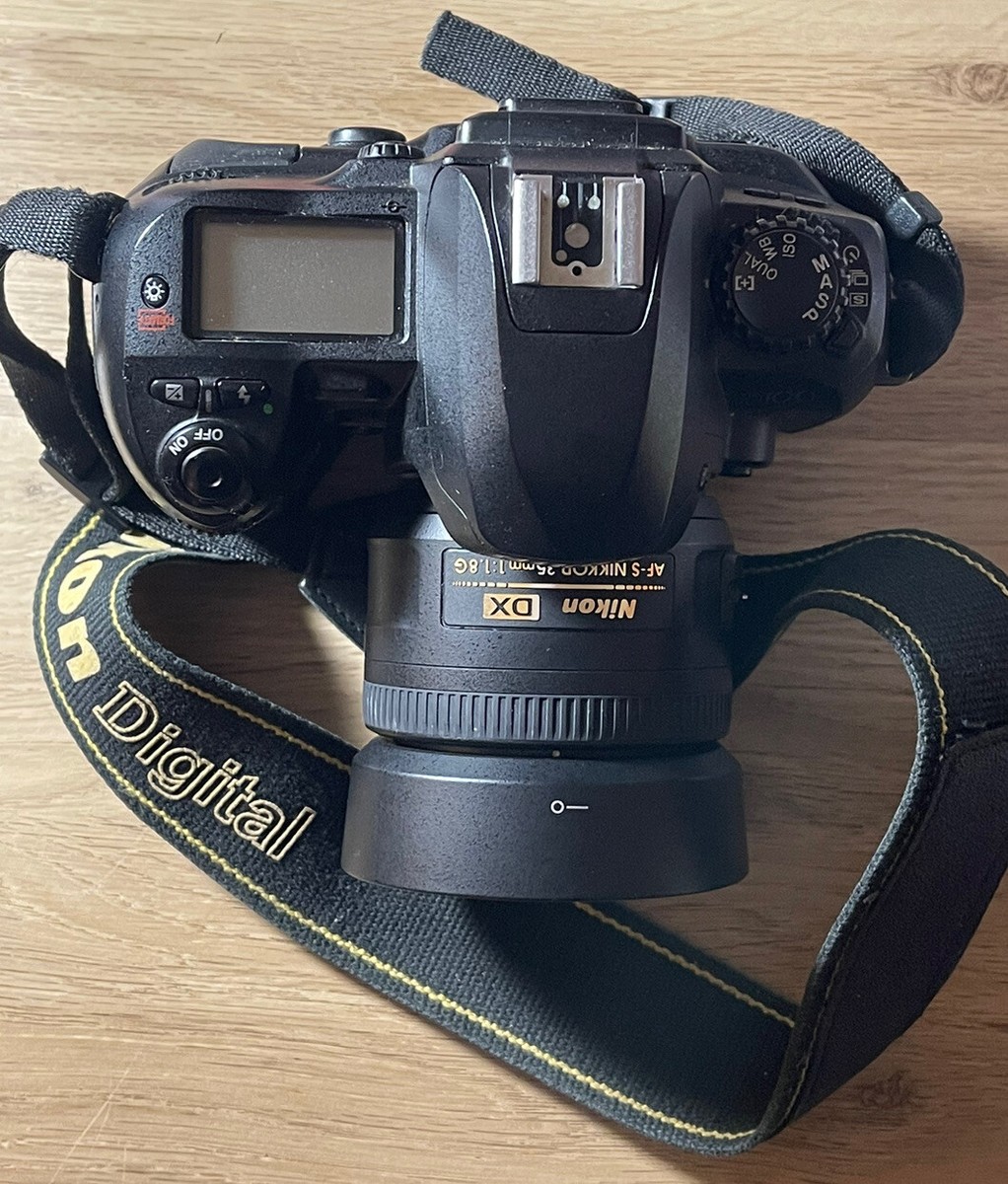 Y045】ニコン Nikon D100 + AF-S DX NIKKOR 18-55mm 3.5-5.6 G II ED