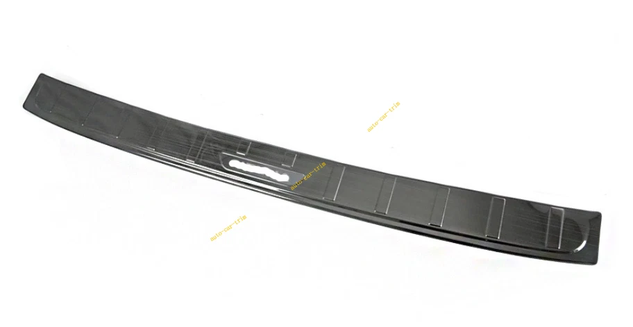 Parachoques trasero externo de titanio negro para Toyota Sienna 2011-2020 moldura de puerta Foto 2 de 4