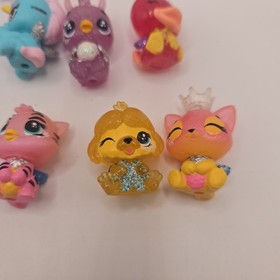 hatchimals colleggtibles Lot Of 15 Mini Hatchimals * Ships FREE*