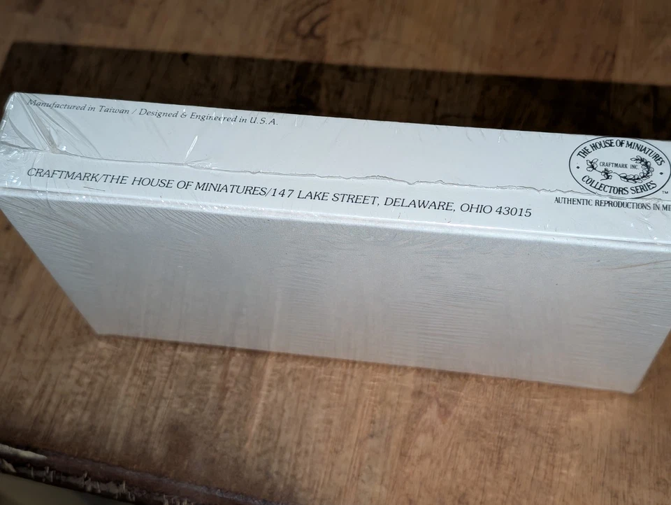 The House of Miniatures Kit 40045 Chippendale Dining Table Dollhouse Sealed - Image 3 of 3