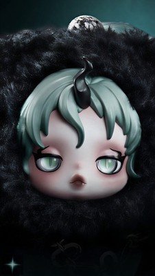 POP MART Skullpanda Queen Chrysalis Super Secret Plush Pendant My