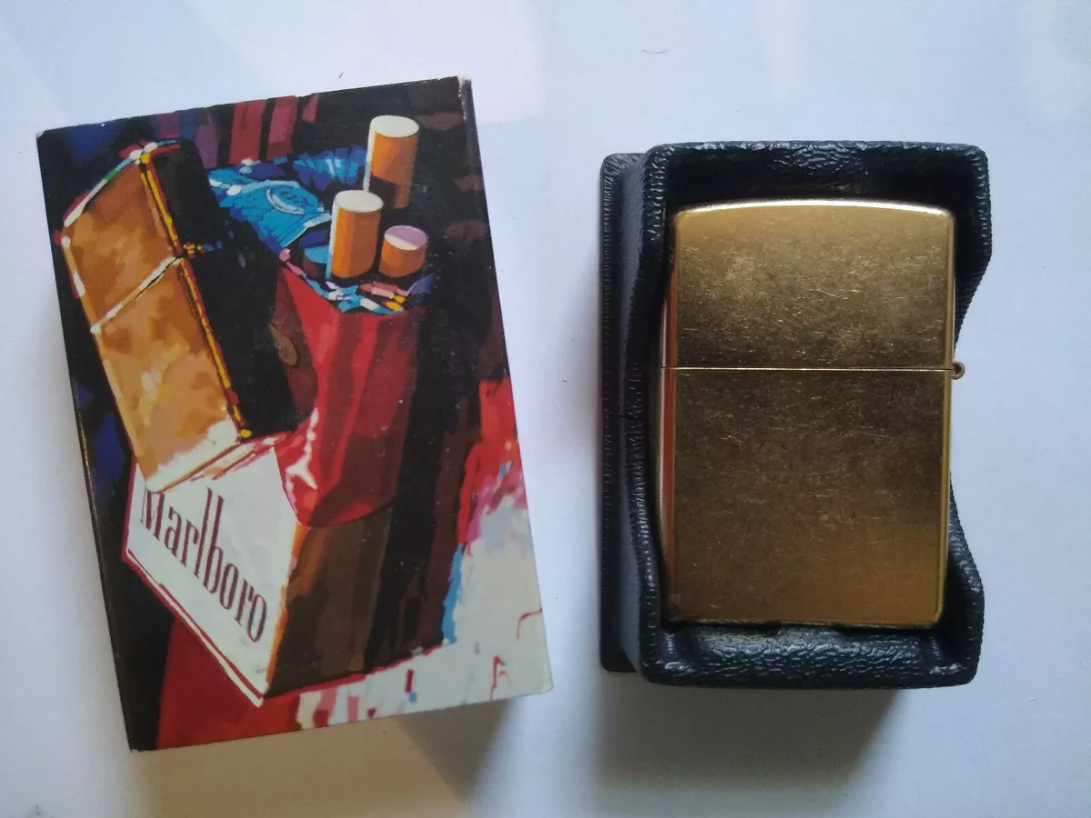 MARLBORO ZIPPO LIGHTER - RARE 1990'S - BRAND NEW - NEVER USED