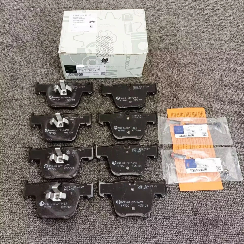 Juego de pastillas de freno delanteras con sensor para Mercedes-Benz CL S AMG S63 S65 CL63 CL65 Foto 2 de 4