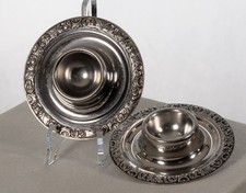 2x Eierbecher, Baroque, WMF Cromargan Germany Edelstahl mit Muster