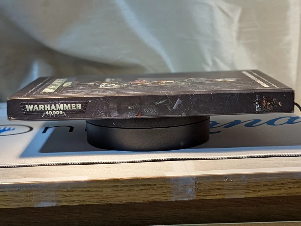 Warhammer 40k Rulebook: 8th Edition: Hardback. - Image 3 of 4