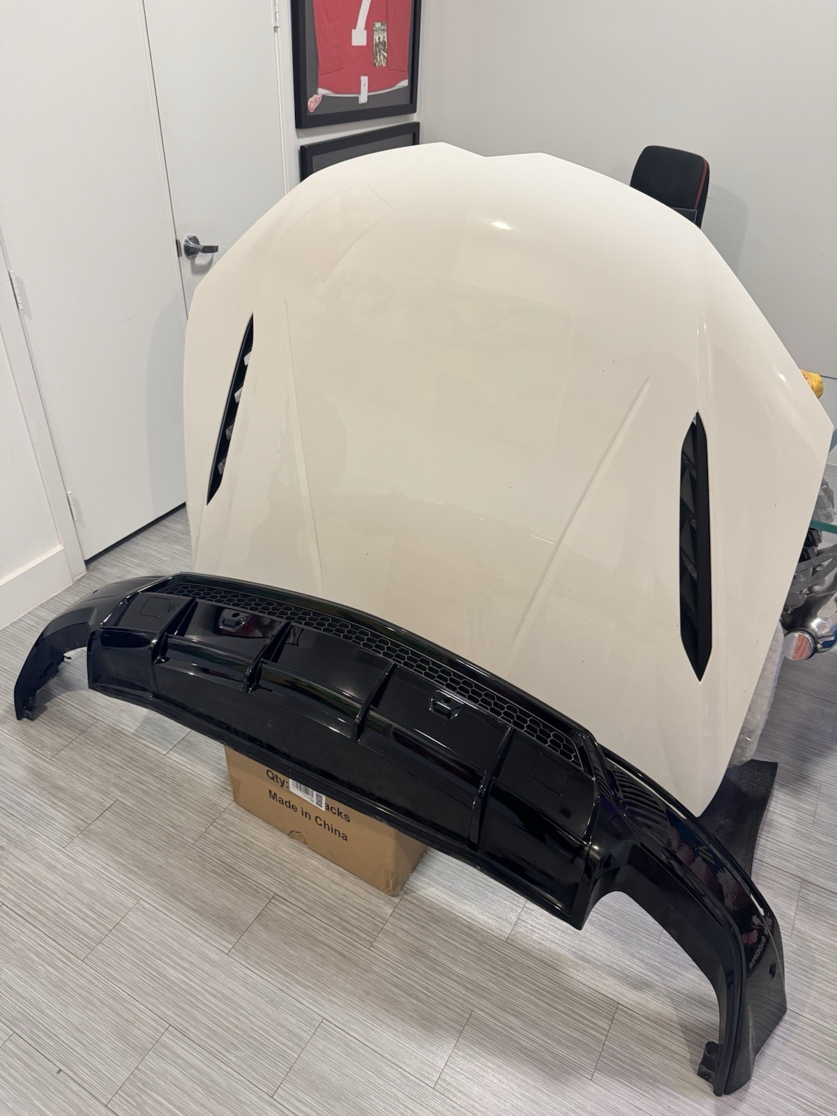 Lamborghini urus s Factory Front Hood And Rear Diffuser