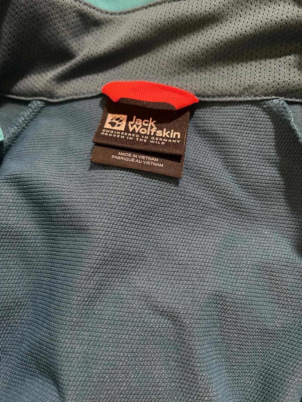 Jack Wolfskin Morrobia Soft Shell Jacket Vibrant … - image 4