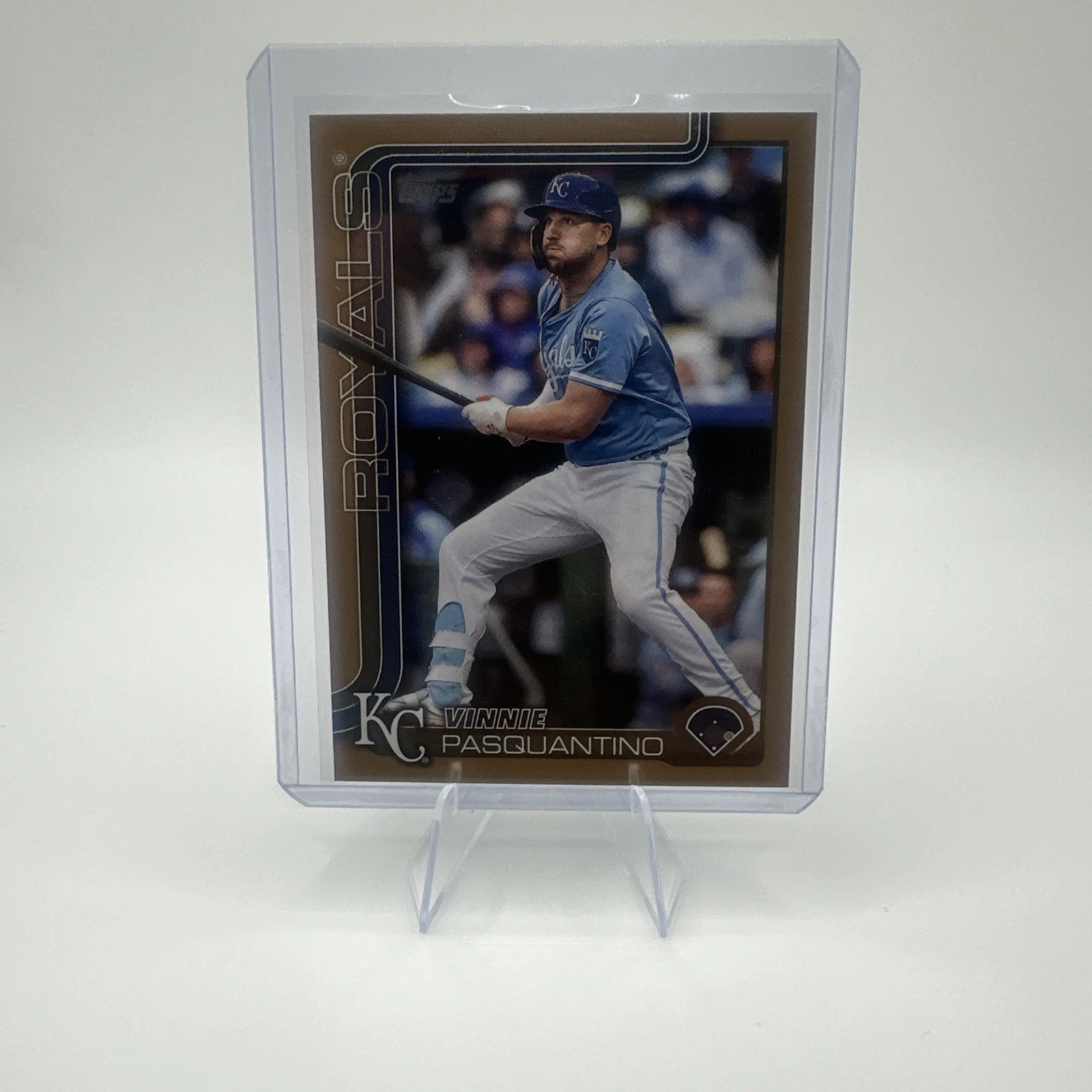 2025 Topps Series 1 Vinnie Pasquantino Gold 0702/2025