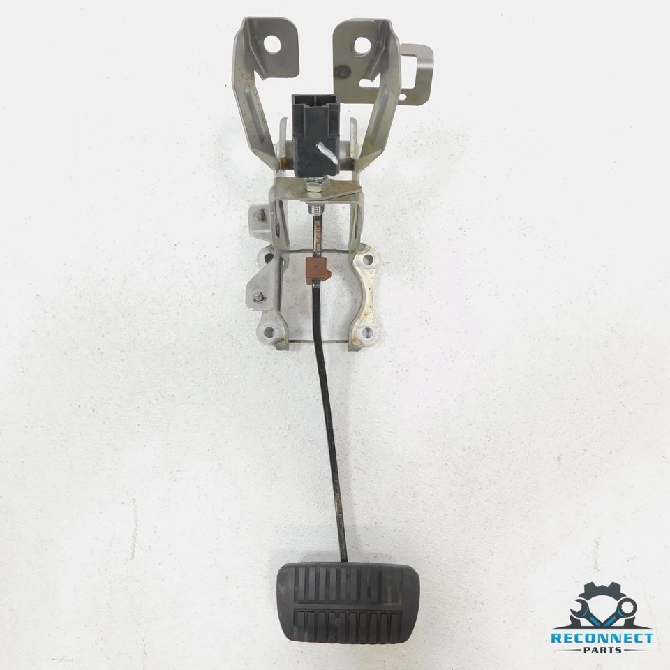 Conjunto de pedal de freno de transmisión automática Subaru Outback Legacy 2010-2014 OEM Foto 4 de 4