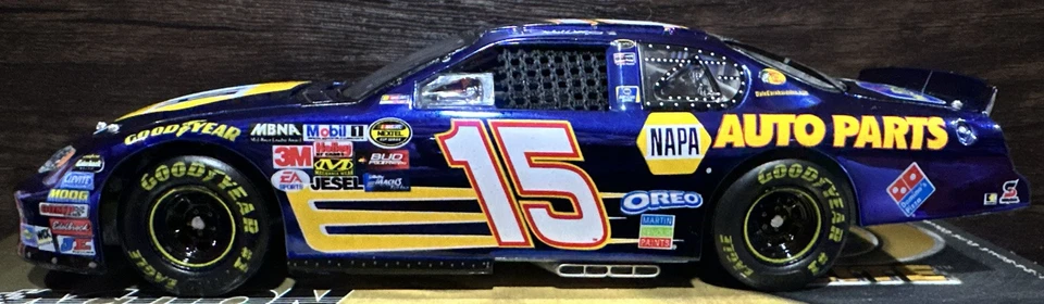 Michael Waltrip #15 Napa 2005 color cromo 1/24 acción RCCA Elite NASCAR fundido a presión Foto 2 de 4