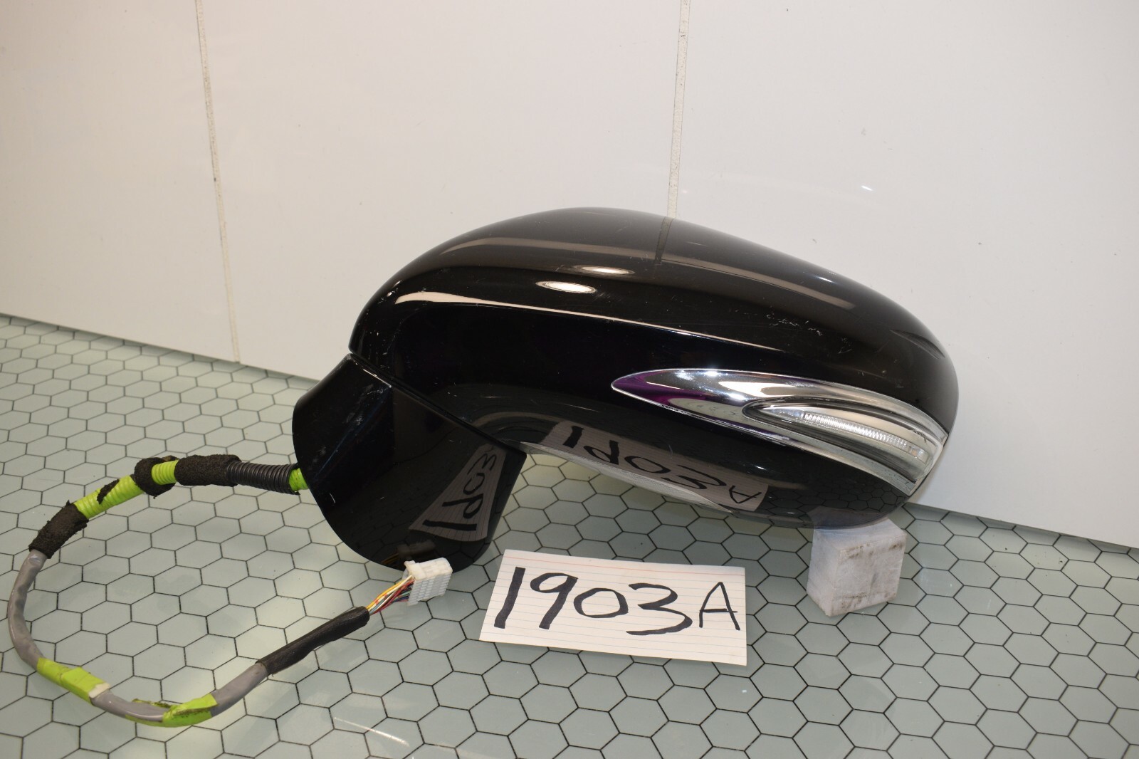 10 11 12  Lexus LS450 DRIVER side Mirror Used Power #1903-A 